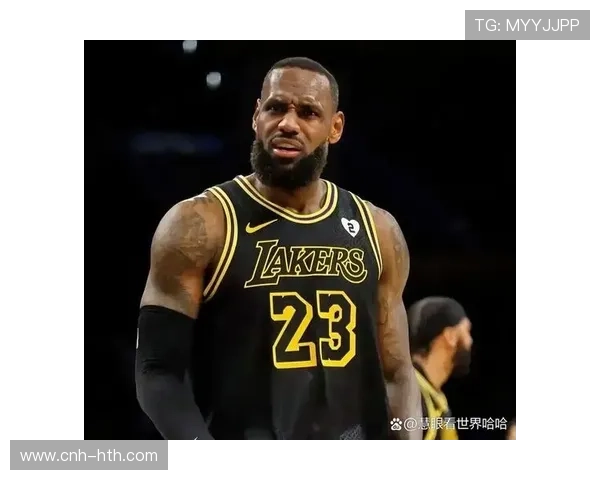 NBA球星背扣致胜,篮筐差点被他扯下来 NBA球星背扣致胜,篮筐差点被他扯下来