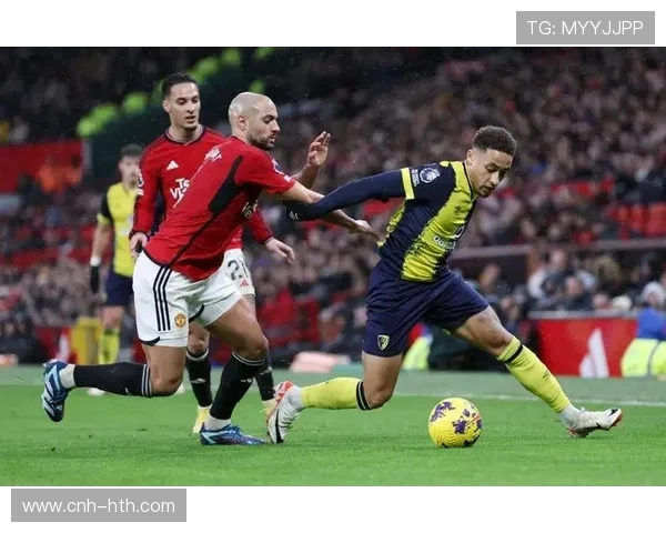 伯恩茅斯多次制造禁区威胁:边路突击与禁区终结的全景解读 伯恩茅斯多次制造禁区威胁:边路突击与禁区终结的全景解读