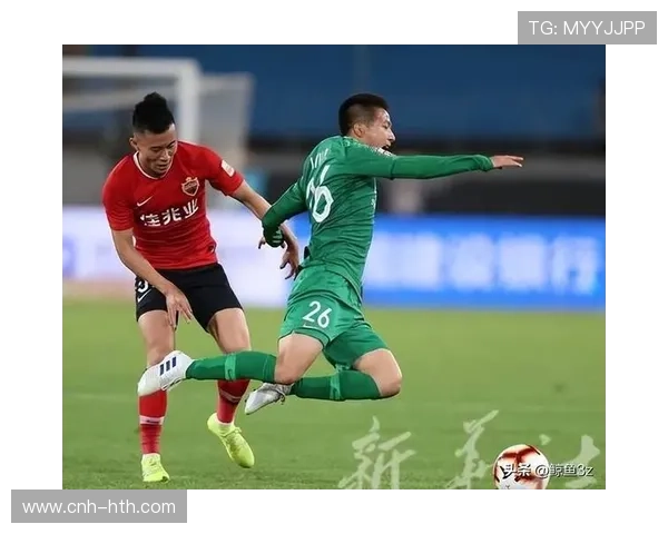 大连英博保级任务艰巨，球队阵容频频调整