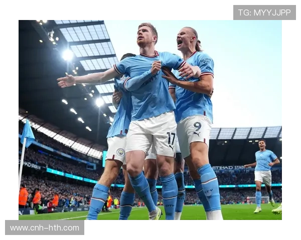 佛罗伦萨弧顶转移创造射门机会